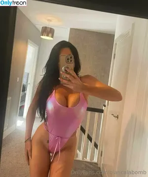 biancalabomb / itsbiancaofficial nude photo #0030