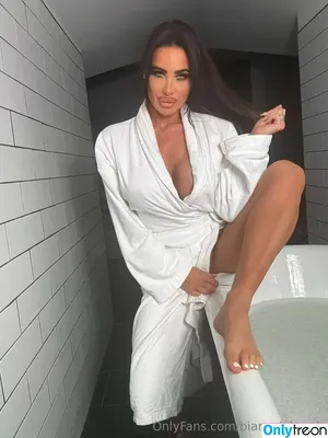biancalabomb / itsbiancaofficial nude photo #0072