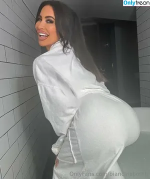 biancalabomb / itsbiancaofficial nude photo #0076
