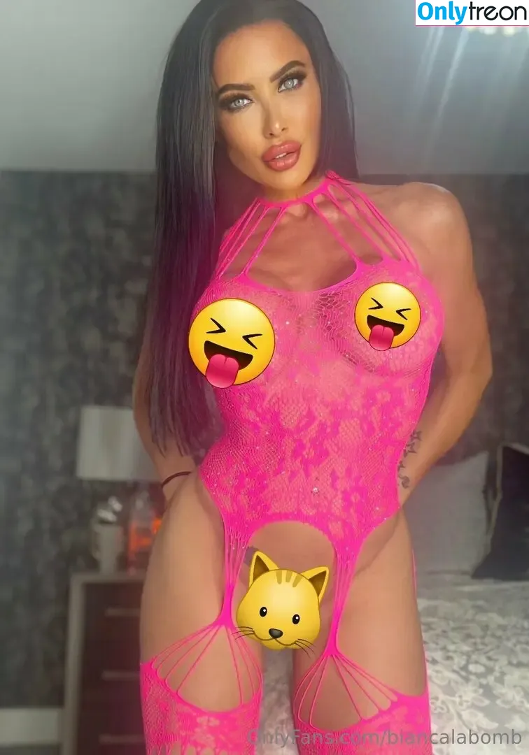 biancalabomb nude photo #0026 (itsbiancaofficial)