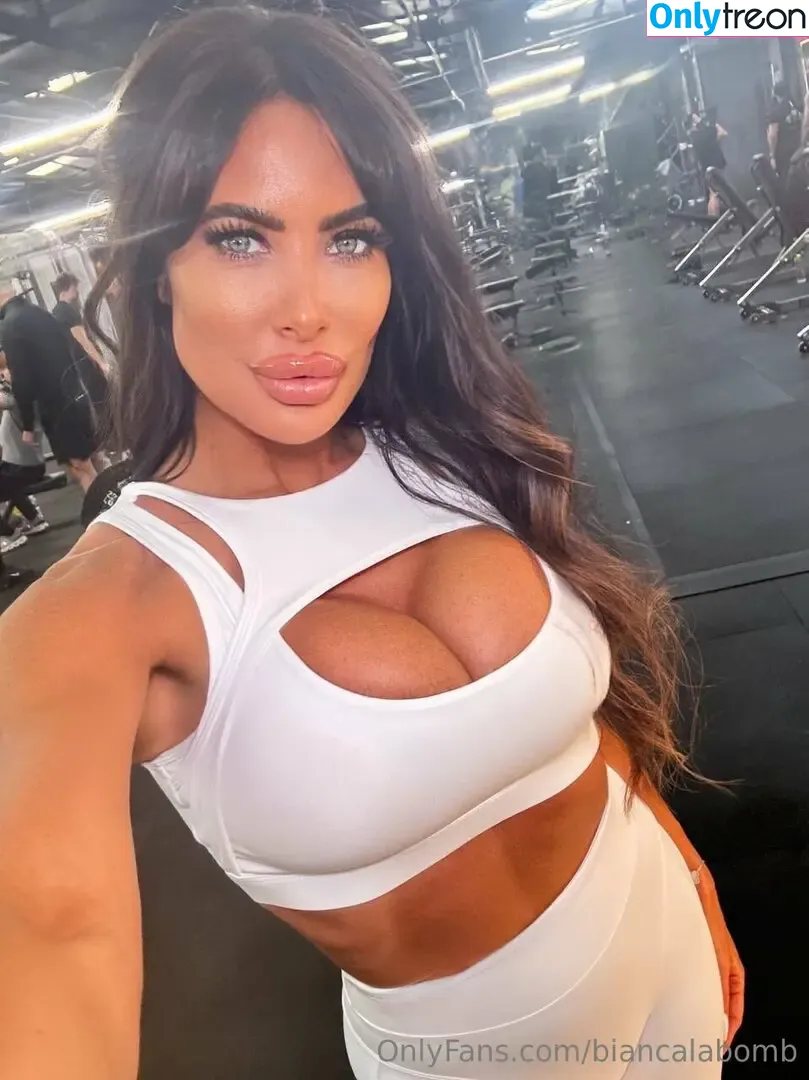 biancalabomb nude photo #0090 (itsbiancaofficial)