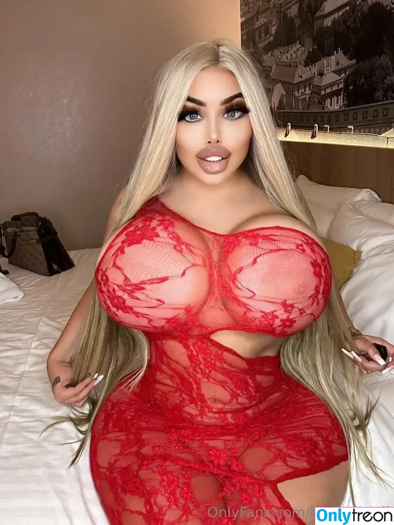 bibibugattii nude photo #0020 (bibibugattiofficial)