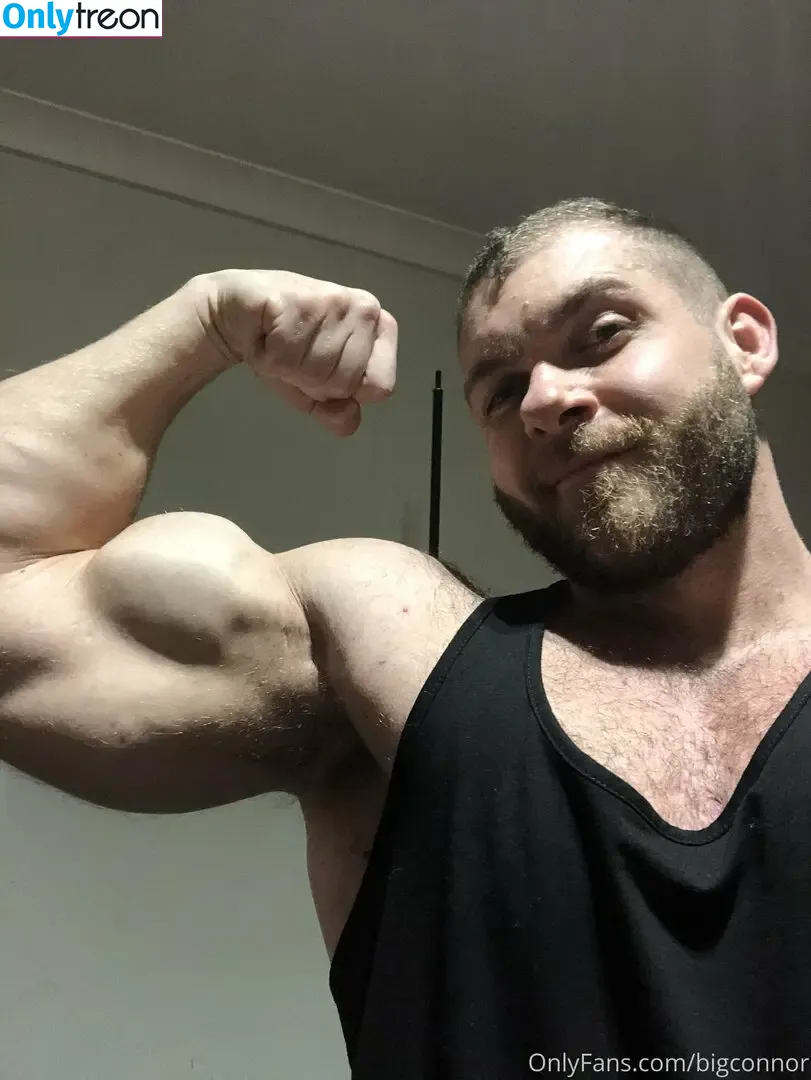 bigconnor nude photo #0007 (connorrudelhoff)