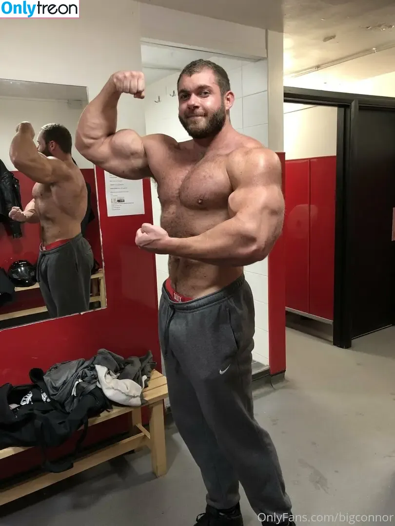 bigconnor nude photo #0060 (connorrudelhoff)