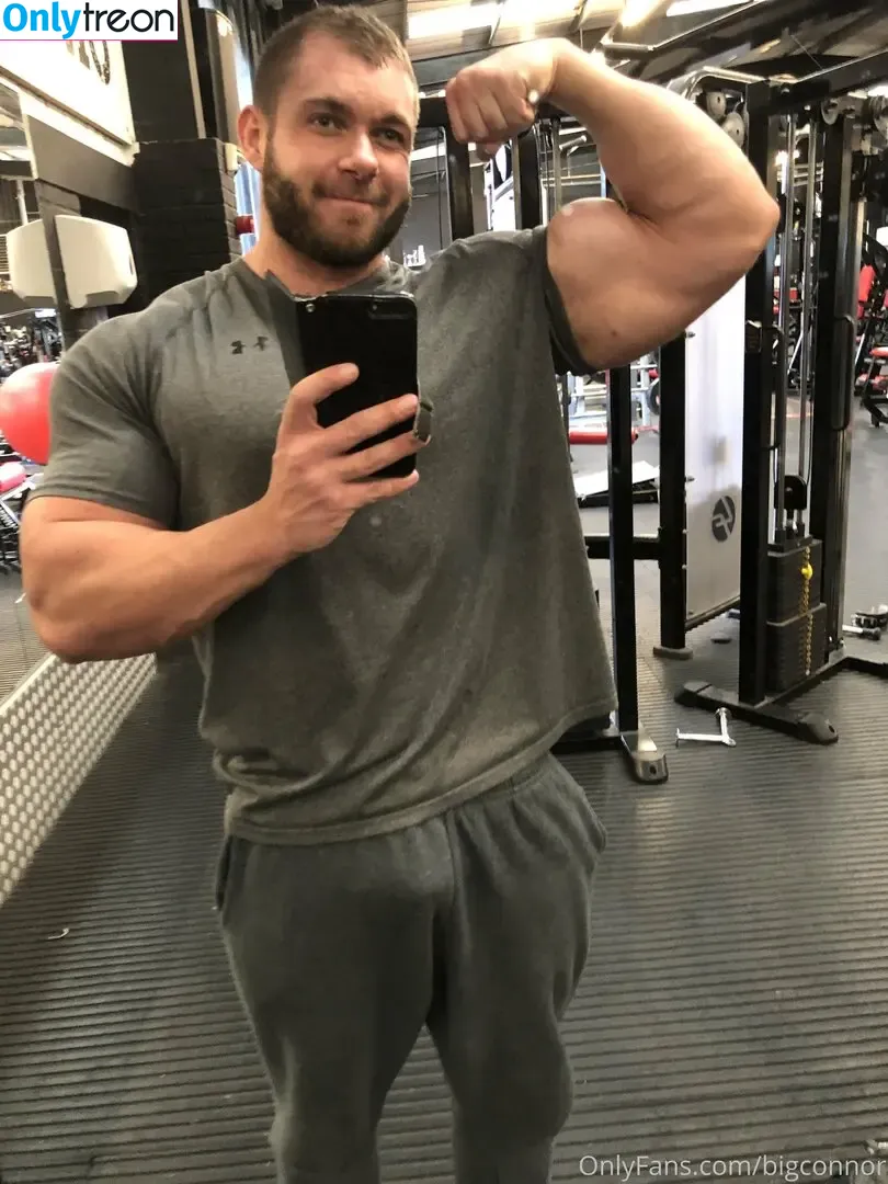 bigconnor nude photo #0077 (connorrudelhoff)