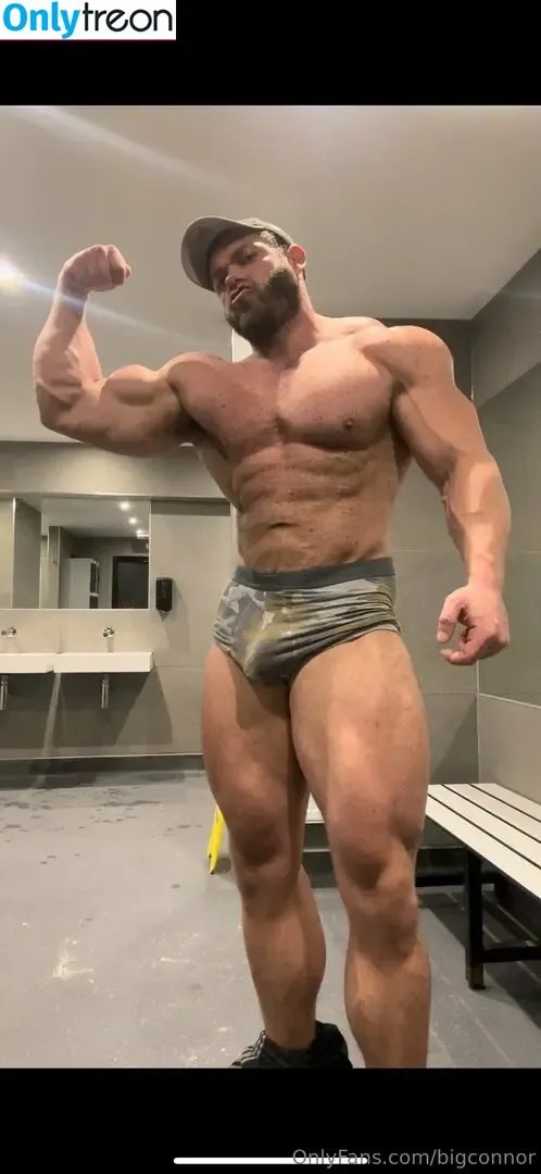 bigconnor nude photo #0084 (connorrudelhoff)