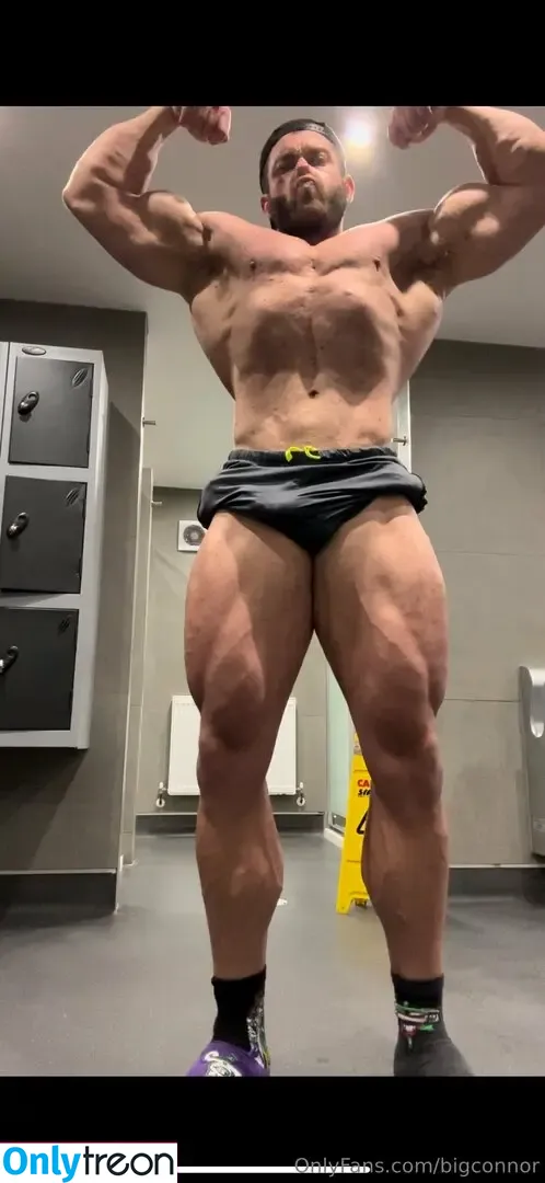bigconnor nude photo #0102 (connorrudelhoff)