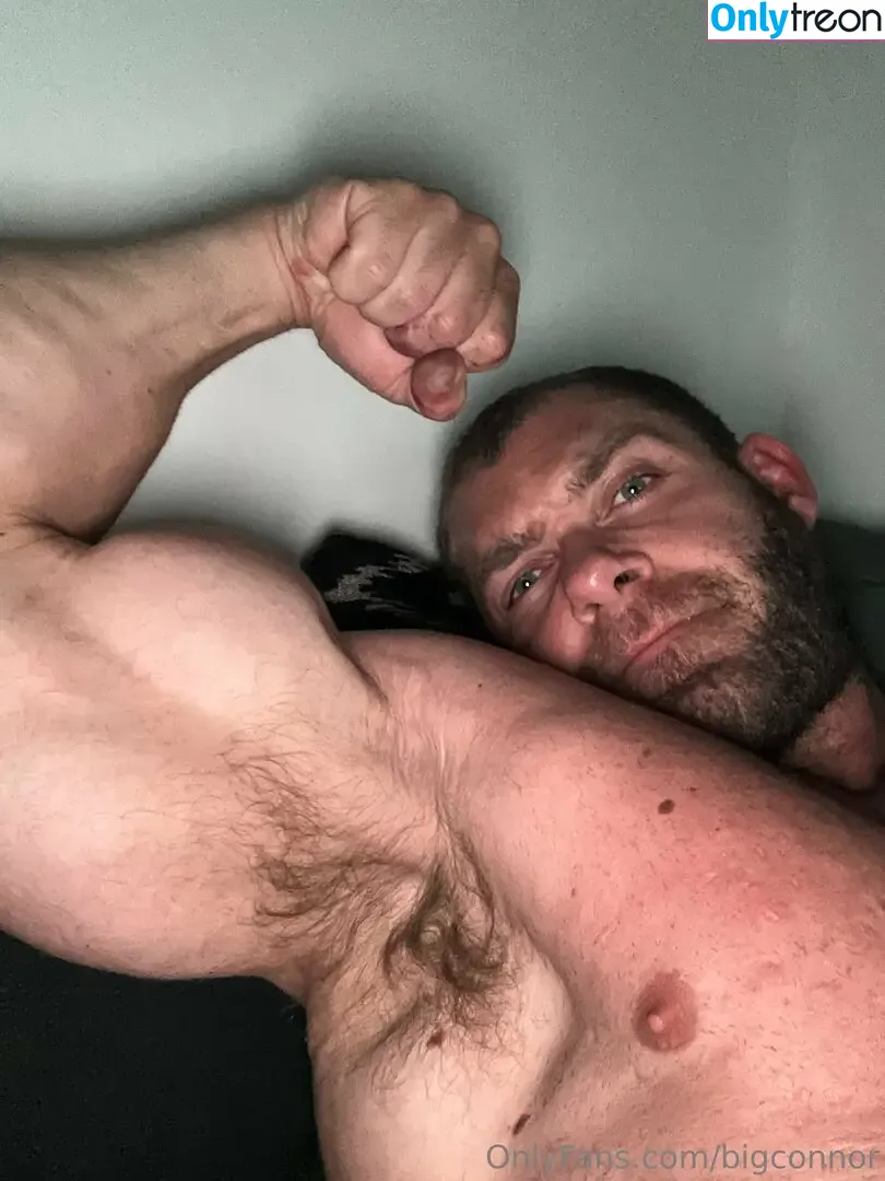 bigconnor nude photo #0104 (connorrudelhoff)