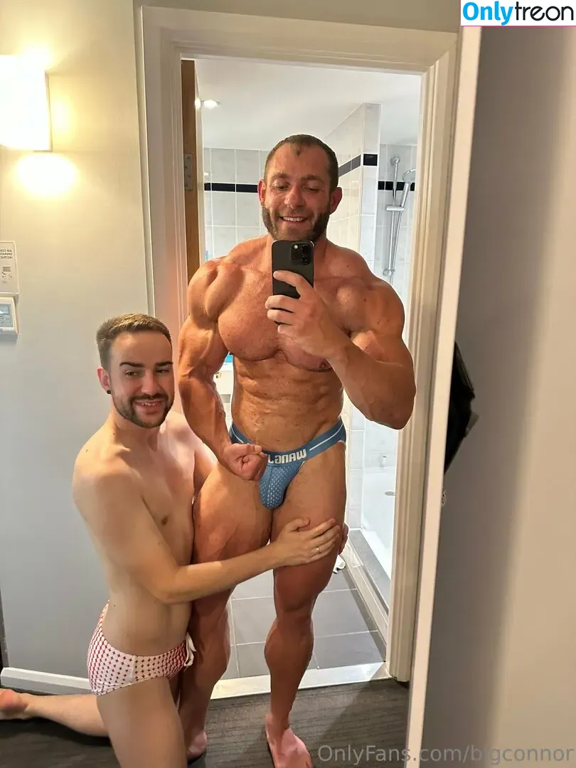 bigconnor nude photo #0108 (connorrudelhoff)