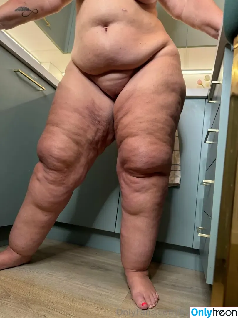 bigmamasvip nude photo #0127 (bigmammasvip)