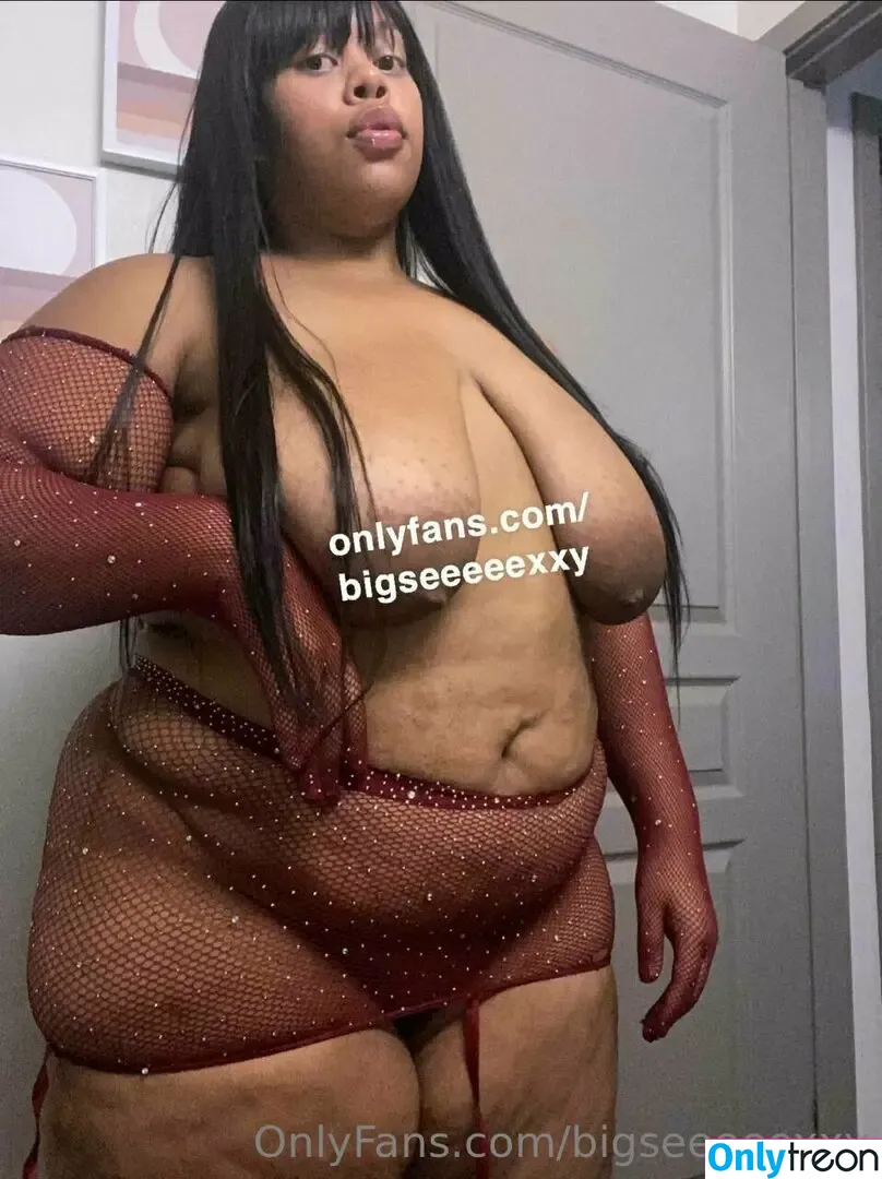 bigseeeeexxy nude photo #0500 (bigseeeeeexxy)