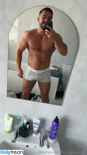 bigstevesworld / bigstevo00 nude photo #0090
