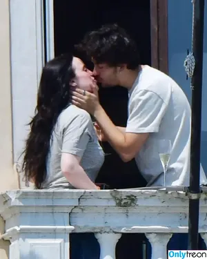 Billie Eilish / Fake / billeeilish / billieeilish nude photo #4042