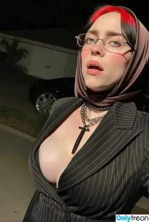 Billie Eilish / Fake / billeeilish / billieeilish nude photo #4073