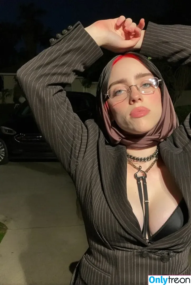 Billie Eilish nude photo #4072 (Fake / billeeilish / billieeilish)