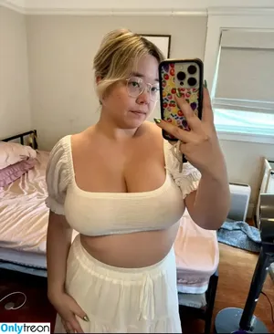 bingsuccino / 852579257 / mrs lagoon nude photo #0079