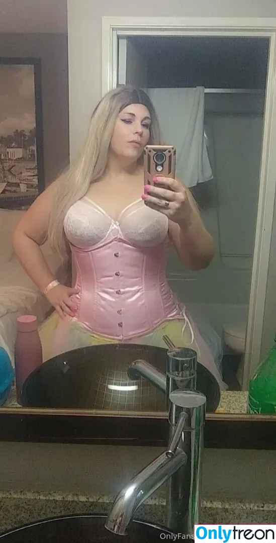 birdievoncherri nude photo #0017 (birdievoncherri)