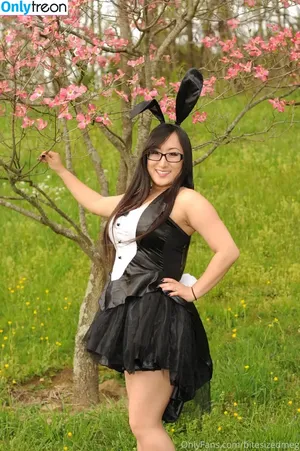 Bitesizedmeg / BiteSized_Meg nude photo #0113