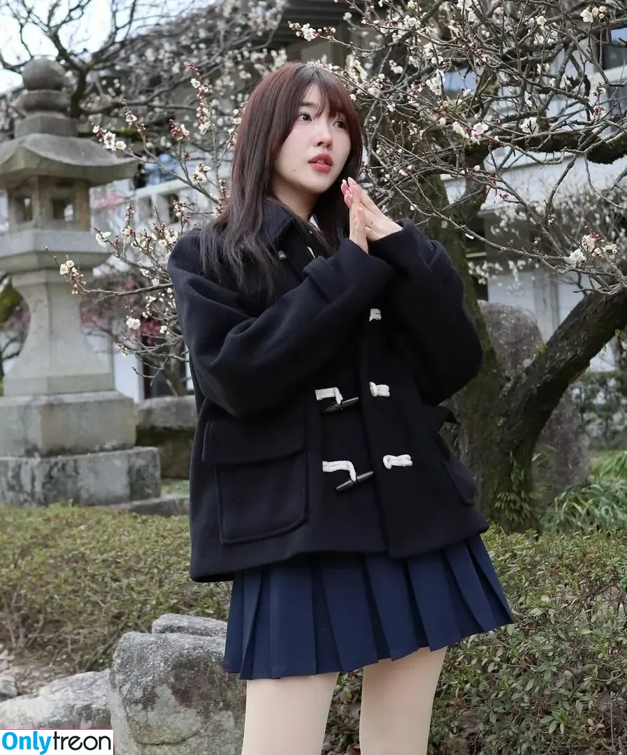 Bjyuka nude photo #0001 (Yuka)
