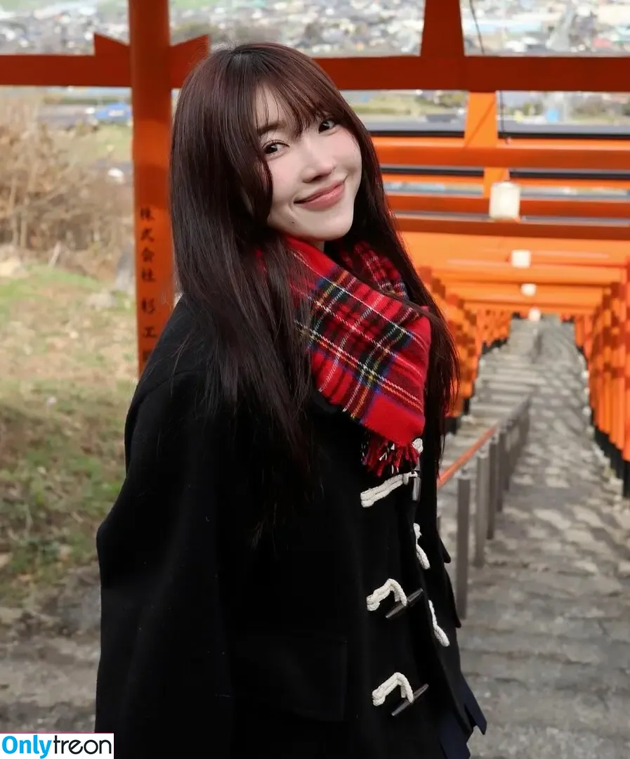 Bjyuka nude photo #0008 (Yuka)