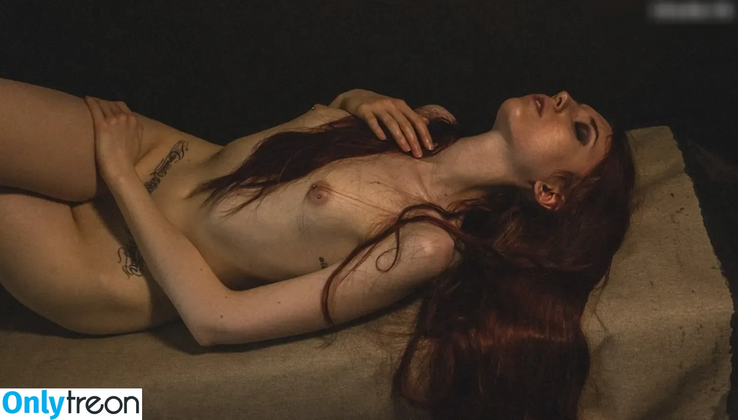 Black Absinthe nude photo #0010 (Black Absinthe)