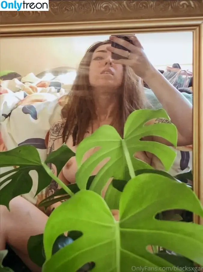 Blacksxgar nude photo #0001 (blackshugar_)