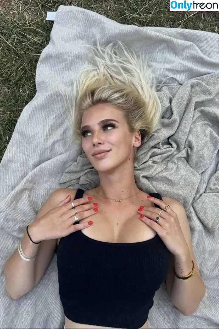 Blaexy nude photo #0043 (Blaexy)
