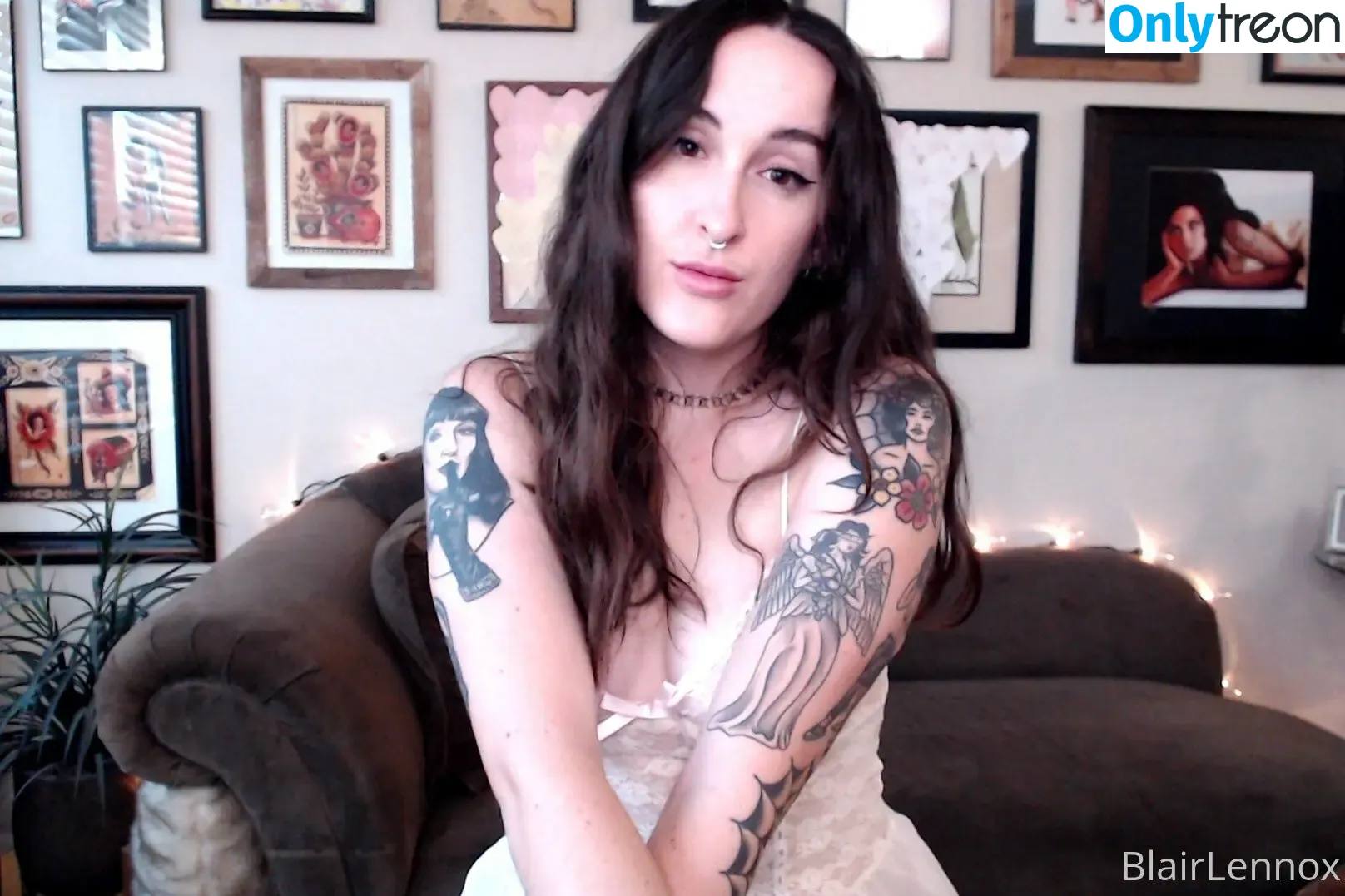 blairlennoxx nude photo #0037 (blairlennoxx)