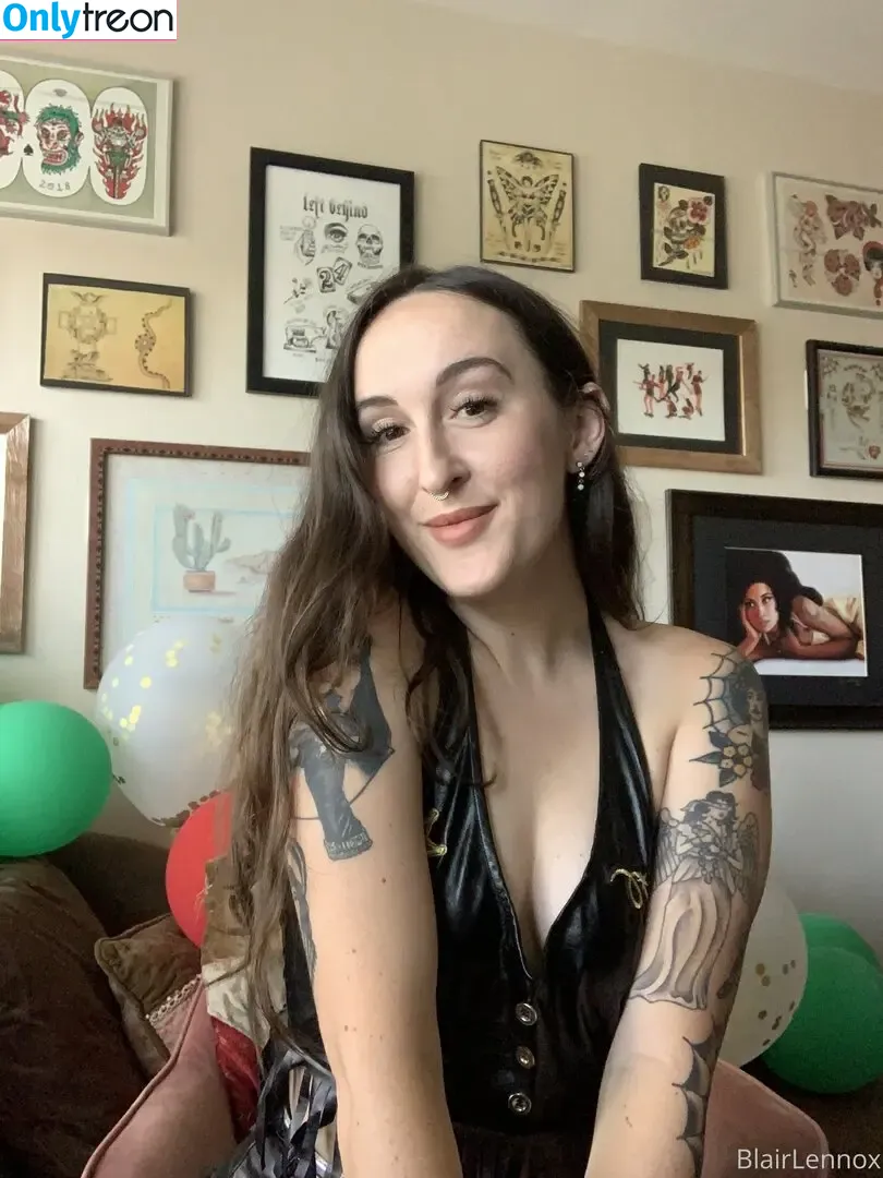 blairlennoxx nude photo #0044 (blairlennoxx)