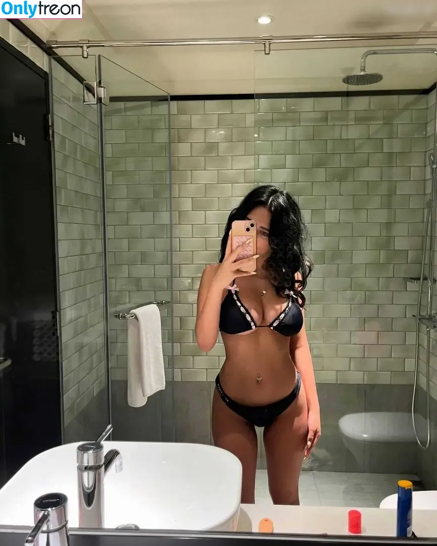 Blaise De Vos nude photo #0121 (Blazingggblaiseee / blazingggblaiseeee)