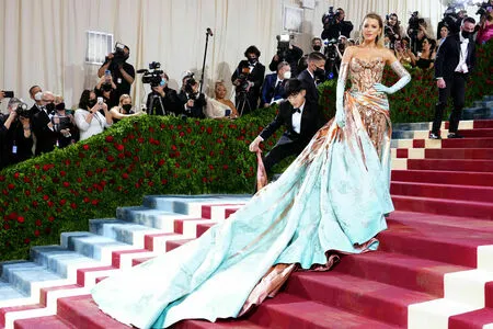 Blake Lively / blakelively nude photo #0164