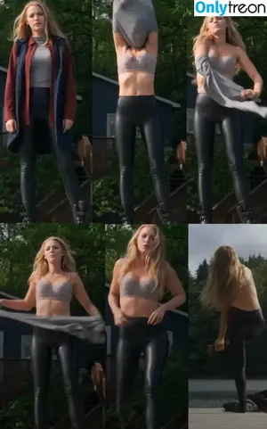 Blake Lively / blakelively nude photo #0621