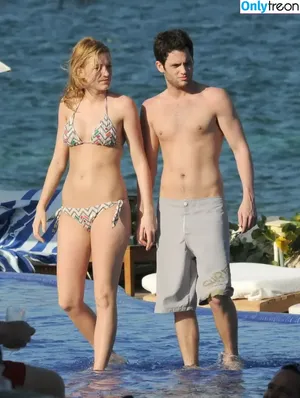 Blake Lively / blakelively nude photo #1495