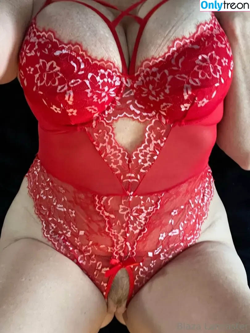 blazalancaster nude photo #0029 (blaze.lancaster)