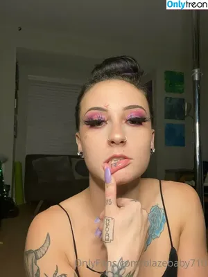 blazebaby710 / baby._.blazee nude photo #0038