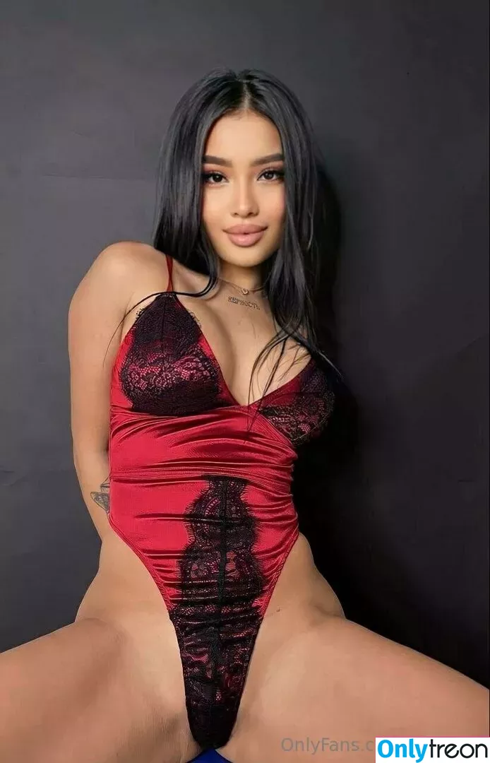 blckmini nude photo #0071 (blaack.mini)