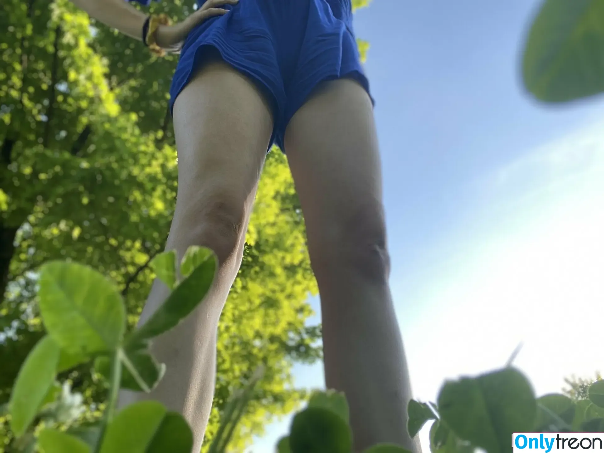 blissfulellie nude photo #0201 (blissfulellie)