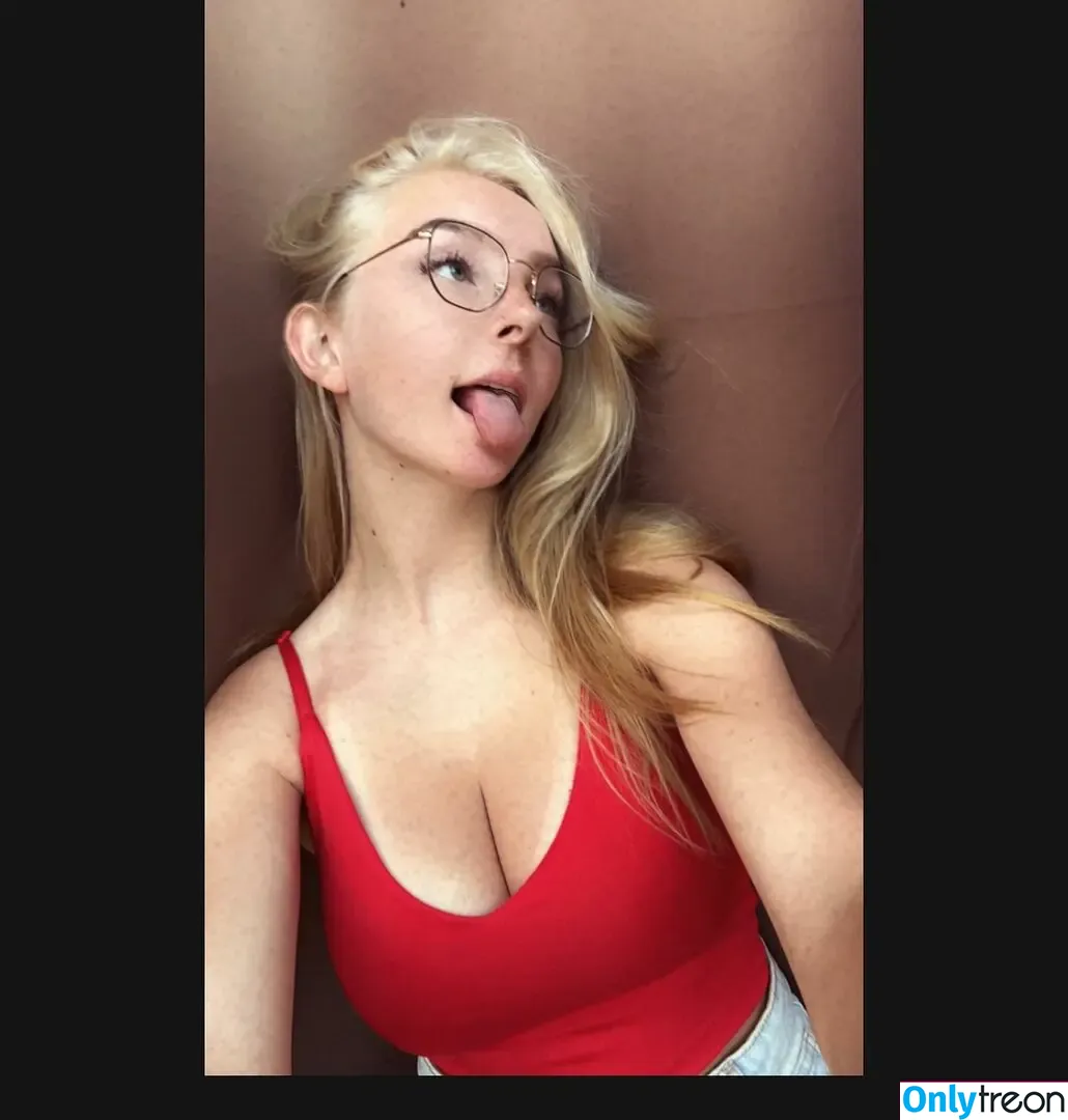 blonde_vivi nude photo #0117 (blonde_vivi)