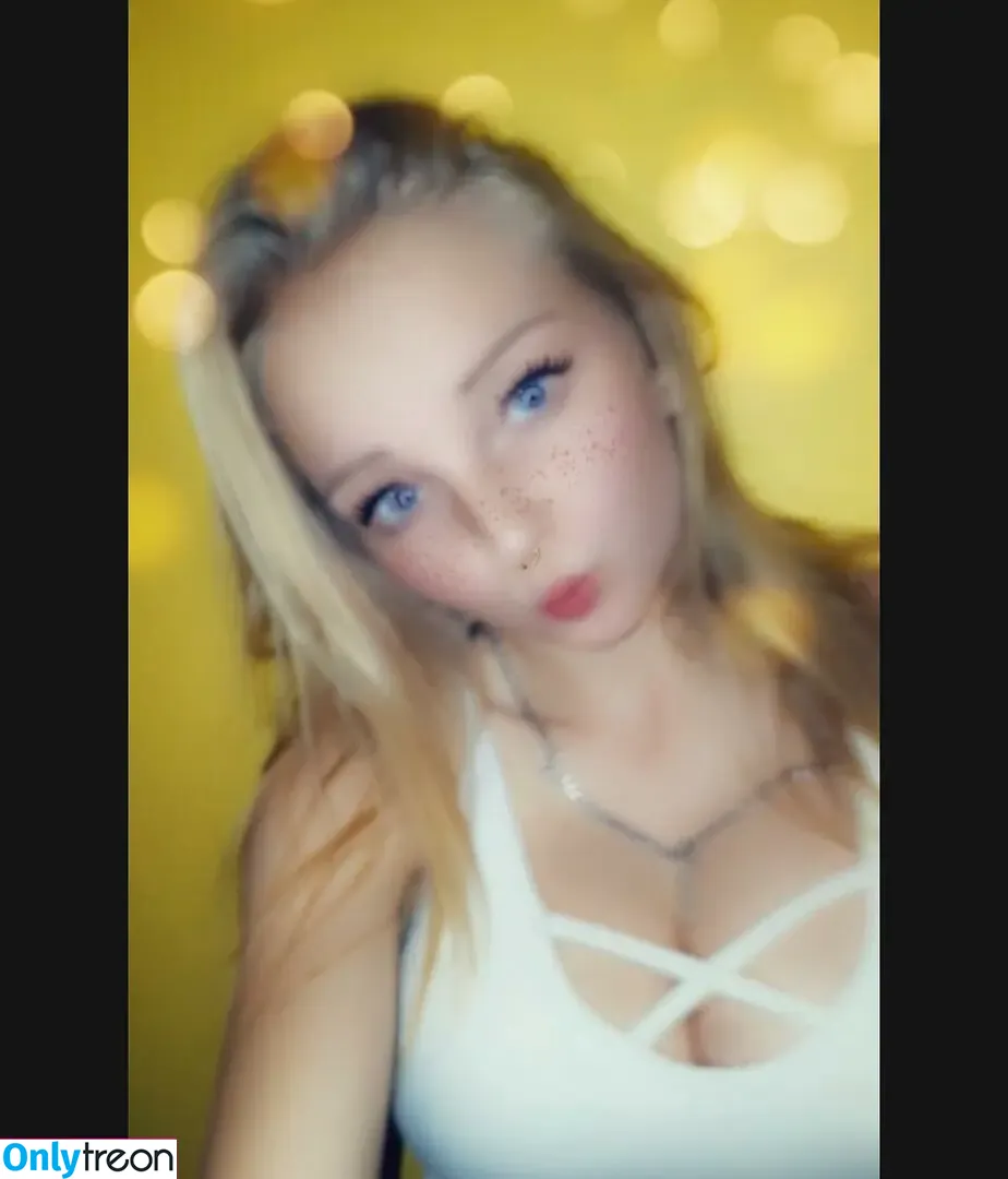 blonde_vivi nude photo #0118 (blonde_vivi)