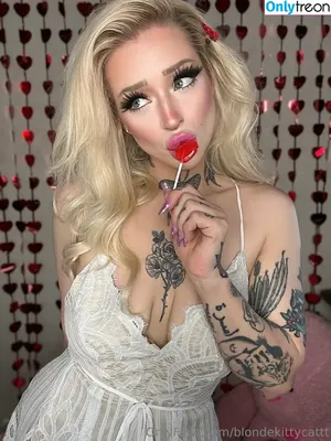 blondekittycattt / ttv_blondekittykat nude photo #0019