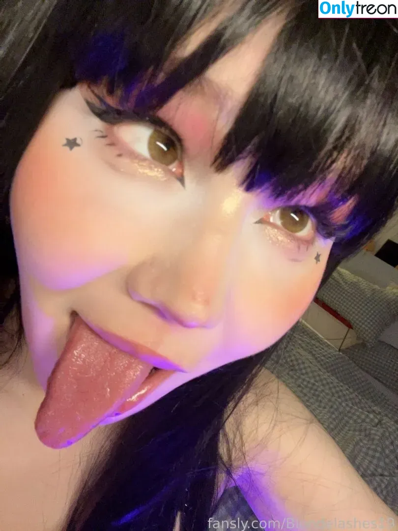 Blondelashes19 nude photo #0282 (oralstrawberry)