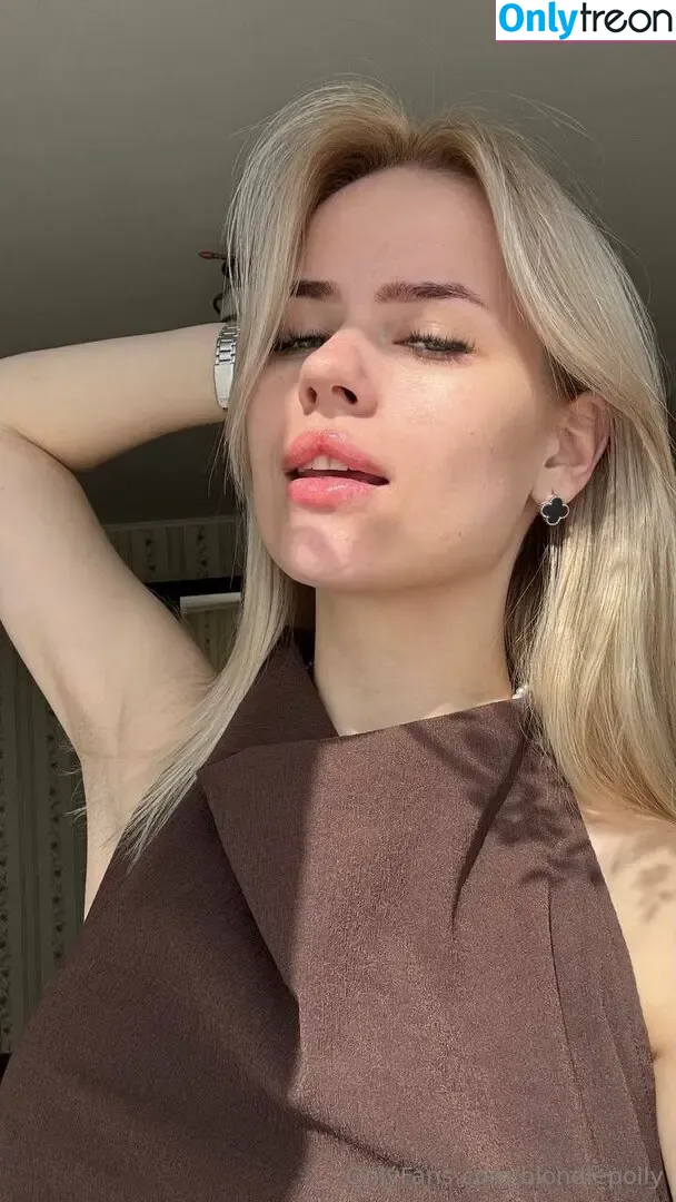 blondiepolly nude photo #0087 (blondiepolly)