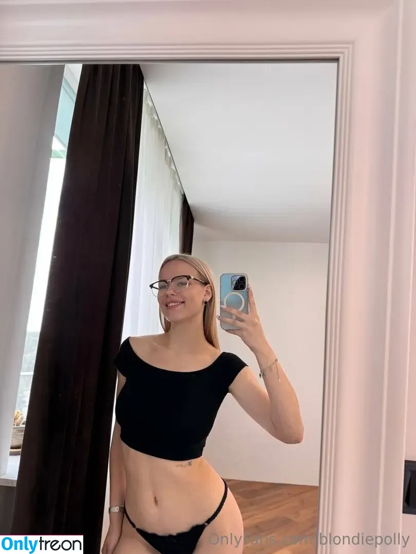 blondiepolly nude photo #0093 (blondiepolly)