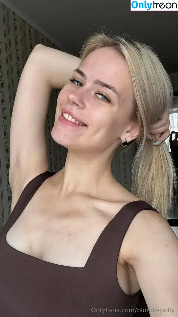 blondiepolly nude photo #0110 (blondiepolly)