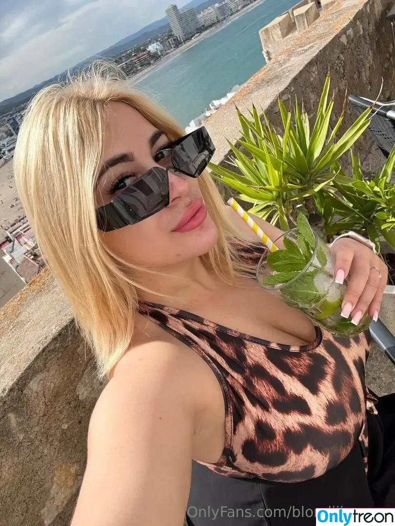 blondiiie_rose nude photo #0353 (blonderoseband)