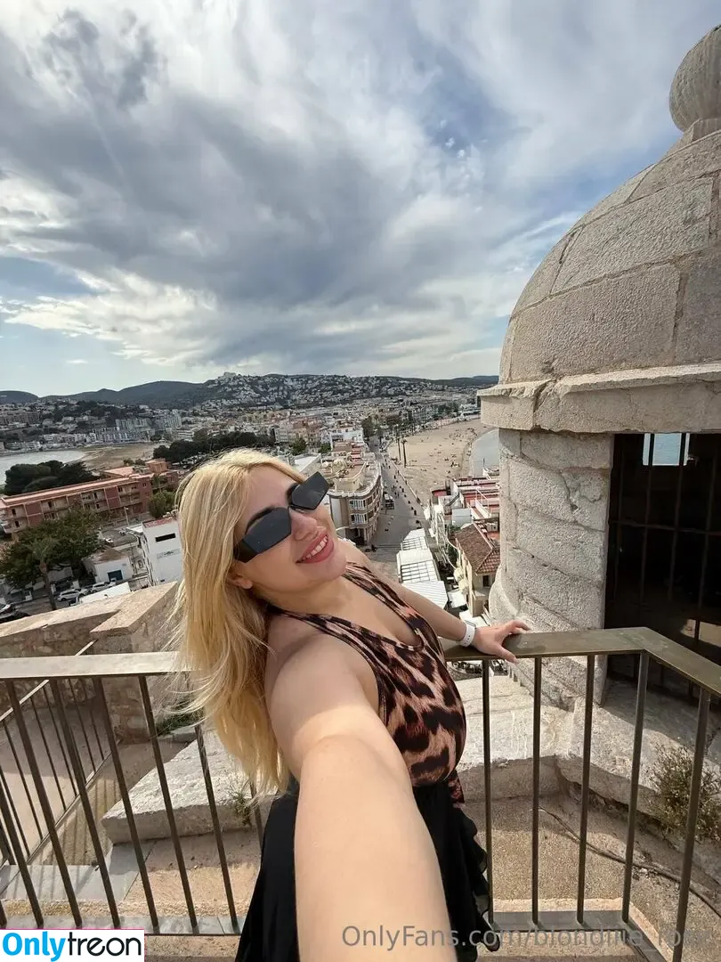 blondiiie_rose nude photo #0354 (blonderoseband)
