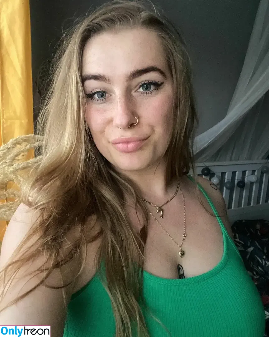 Blondinbelka nude photo #0003 (Natasha Rey / blondebleak)