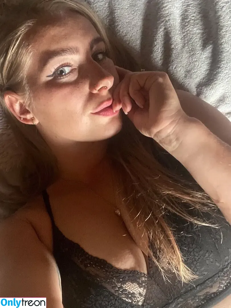 Blondinbelka nude photo #0010 (Natasha Rey / blondebleak)