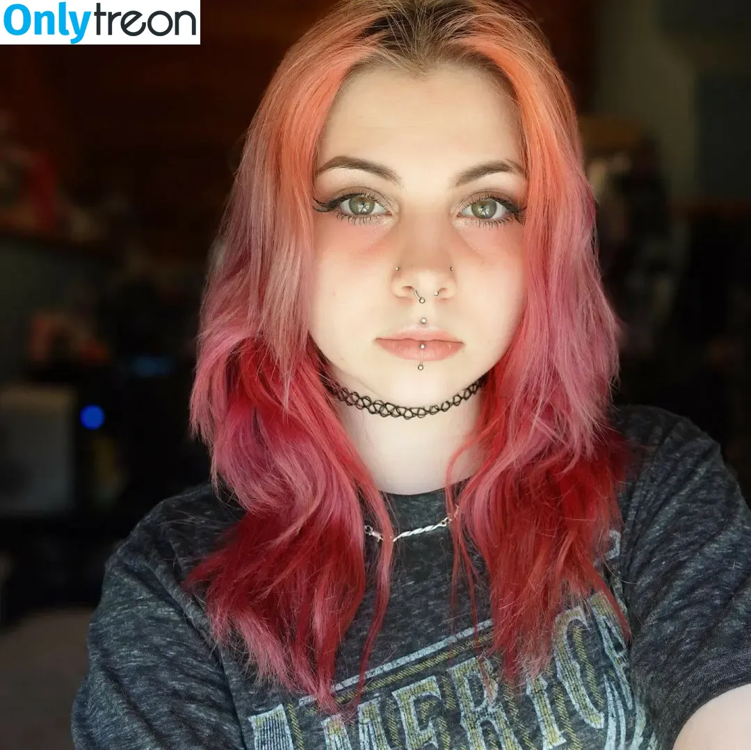 Bloodlustelf nude photo #0013 (Bloodlustelf)