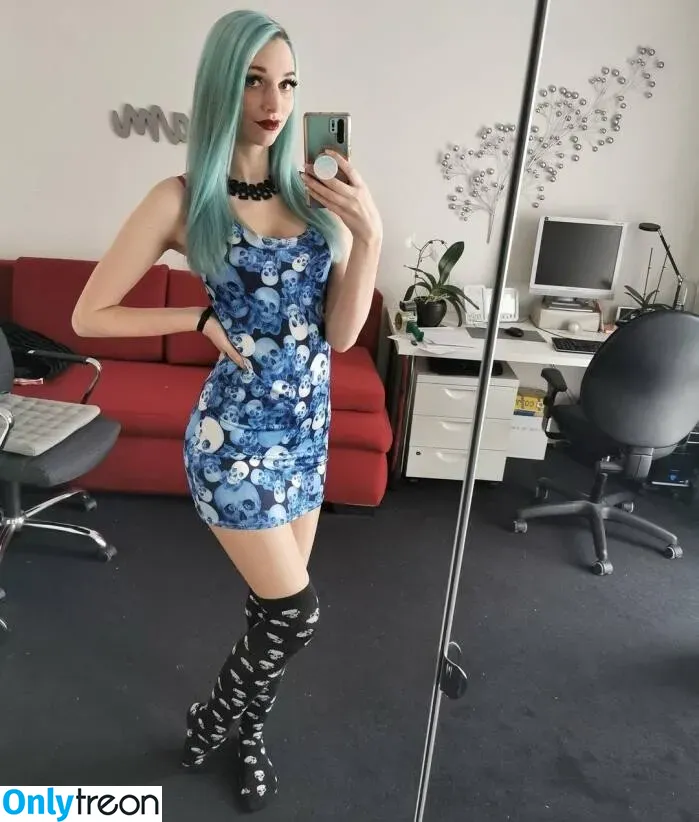 BloodyNyuu nude photo #0010 (BloodyNyuu)